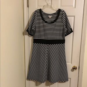 Liz Claiborne Monochrome Striped Dress
